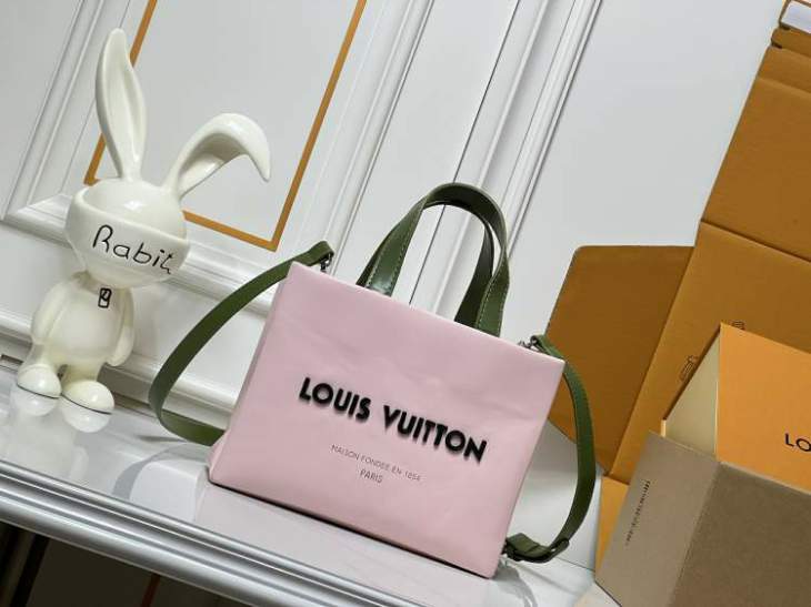 Picture of Louis Vuitton Handbags _SKUfw220856073fw